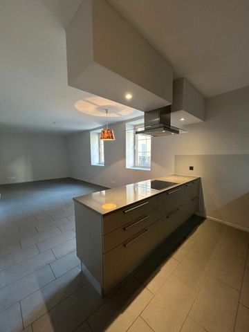 Newly renovated apartment - Photo 2