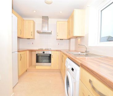 2 bedroom apartment to rent - Photo 5