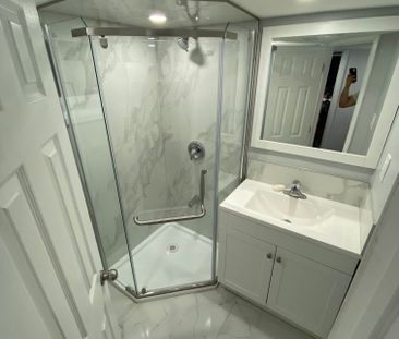 For Lease - 79 Nassau Street, Oshawa, Ontario - Photo 6