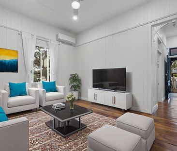 Charming 3 Bedroom Home in Prime Red Hill Location - Photo 1