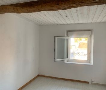 Location Appartement 3 pièces 70m² PIERREFEU DU VAR 83390 - Photo 5