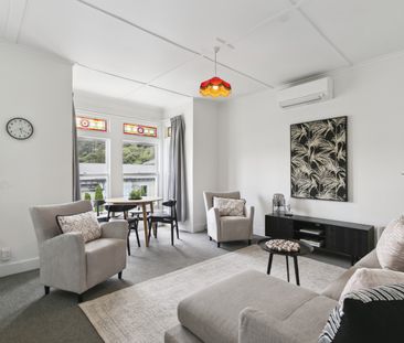 96A Pirie St, Mount Victoria - Photo 3