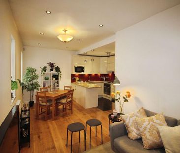 2 bedroom flat to rent - Photo 6