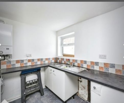 2 Bed Terraced House, Bardsay Road, L4 - Photo 1