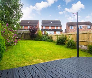 4 bedroom detached house to rent - Photo 3