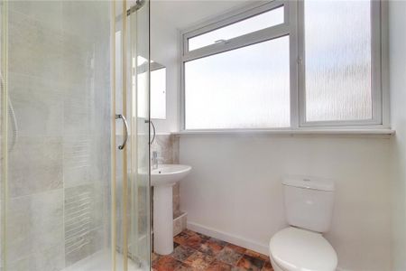 3 bedroom detached house to rent - Photo 4