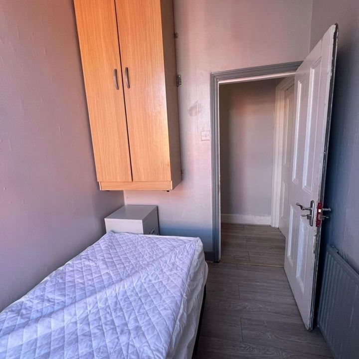 Room in a Shared House, Sylvan Avenue, N22 - Photo 1