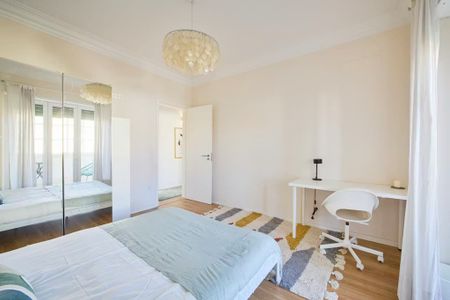 Avenida Almirante Gago Coutinho, Lisbon, Lisbon 1700-031 - Photo 5