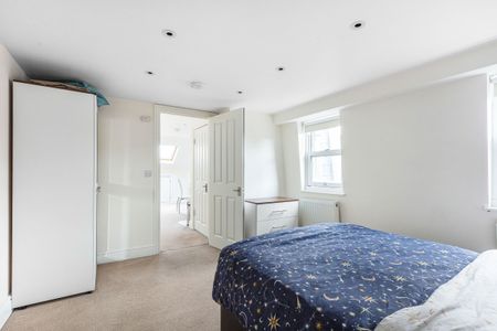 Farm Lane, London, SW6 - Photo 2