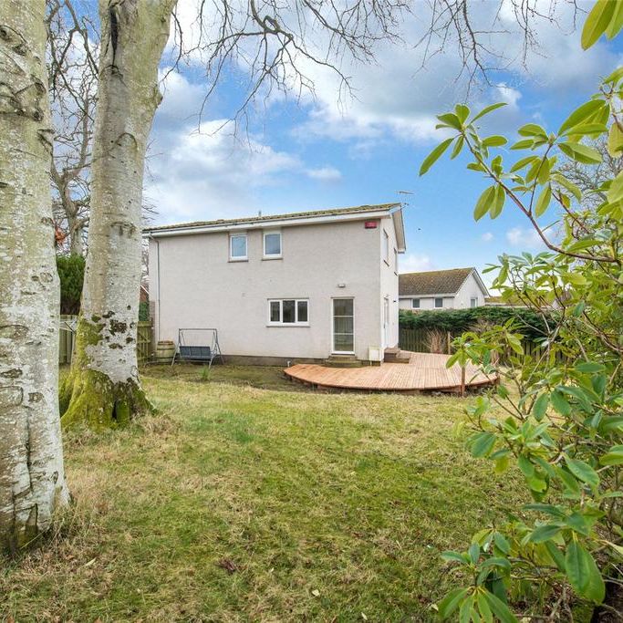 4 bedroom detached house to rent - Photo 1