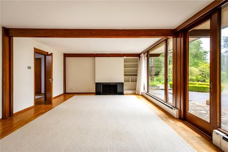 4 bedroom detached house to rent - Photo 2