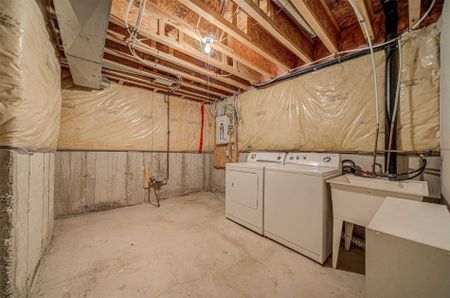 For Lease - 1138 Bonin Crescent, Milton, Ontario - Photo 2