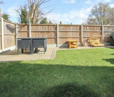 2 bedroom maisonette to rent - Photo 6