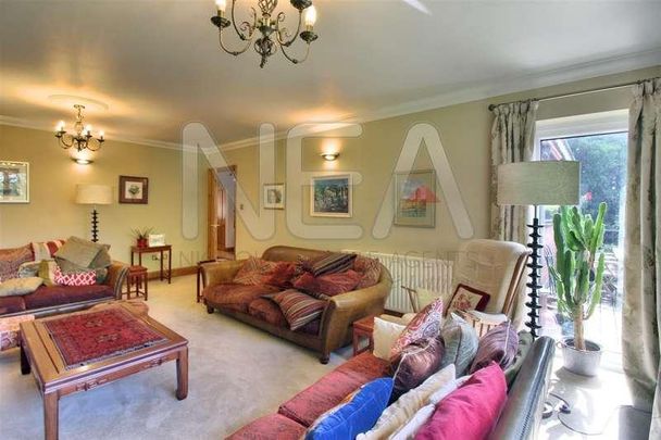 St. Peters Avenue, Caversham, Reading, RG4 - Photo 1