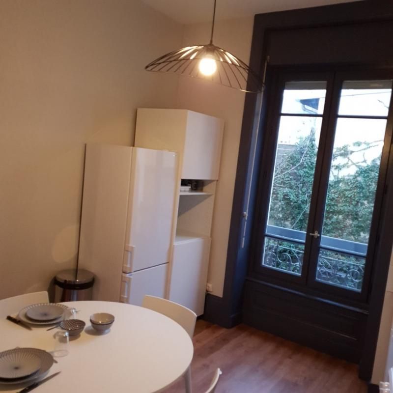 Location Appartement 1 pièce Meublé 51m² OULLINS 69600 - Photo 1