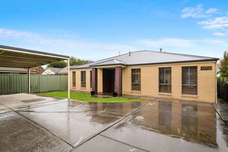 Private, Peaceful & Convenient Located Near Base Hospital - Photo 4
