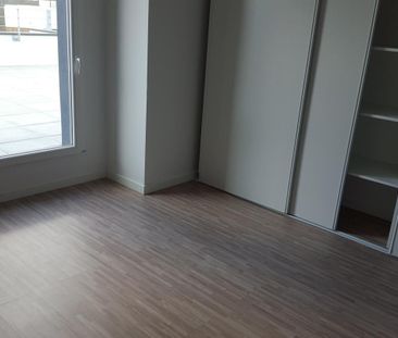 Location Appartement 3 pièces 67m² VILLENAVE D ORNON 33140 - Photo 2