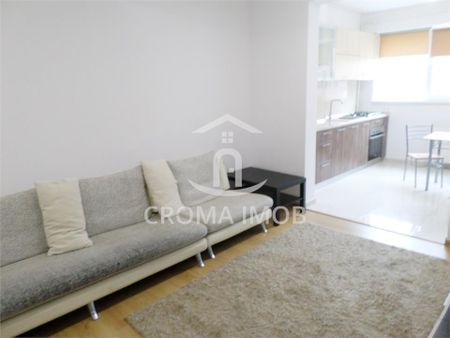 CromaImob Inchiriere apartament 3 camere, bloc nou, zona 9 Mai - Photo 2