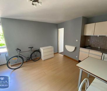Location Appartement 1 pièce 19m² POITIERS 86000 - Photo 1
