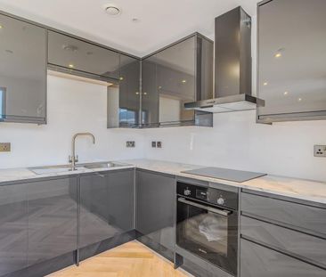 9B Beechcroft Manor, Weybridge, Surrey, KT13 - Photo 5