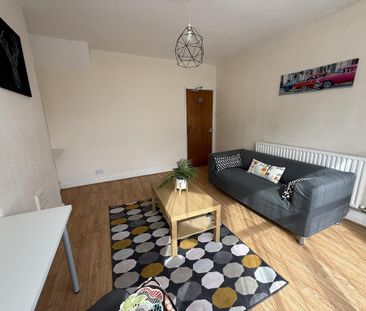 1 bedroom duplex to rent - Photo 3