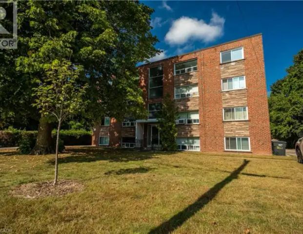 2161 GHENT Avenue Unit# 4 | 2161 GHENT Avenue Unit# 4, Burlington - Photo 1