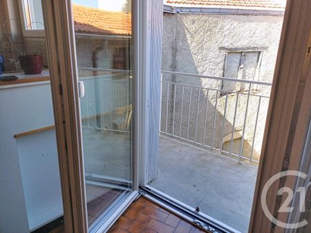 Location Appartement 2 pièces 44m² GANNAT 03800 - Photo 4