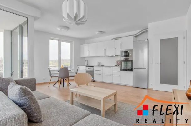 Pronájem moderního bytu 2+kk s balkónem a parkovacím stáním, Moravská Ostrava, ul. F. X. Riepla - Fotografie 1