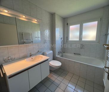 BEL APPARTEMENT DE 4 PIECES, EN SINGINE - Photo 3