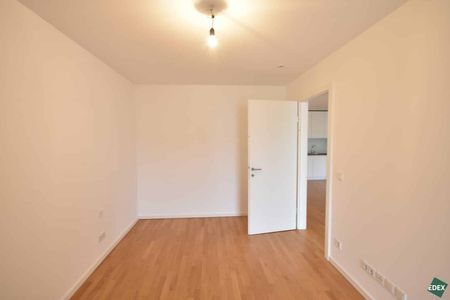 Ruhelage: Schöne 2-Zimmer-Wohnung mit Loggia in Augartennähe - Photo 2