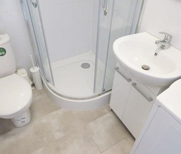 Poznań Łazarz, ul. Antoniego Małeckiego - Zdjęcie 5