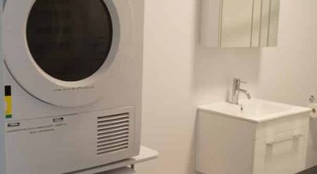 One Bedroom Inner City Living - Apartment 4 - Photo 3