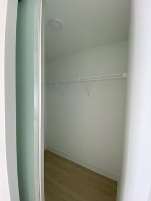 For Lease - 8 Wellesley Street Unit# 5708, Toronto, Ontario - Photo 1