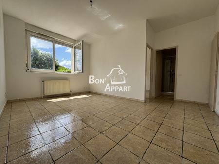 Location Appartement 3 pièces 55m² JOEUF 54240 - Photo 3