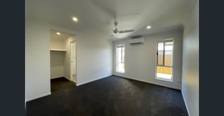 Four Bedroom Home With Stunning Views! - Photo 2