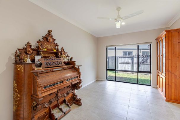 3 Bedroom - Unfurnished - Short Lease - Photo 1