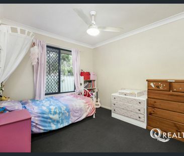 🏡 Great Family Home! - Photo 4