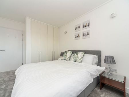 209 Faraday Lodge, Millennium Village, SE10 0QL, London - Photo 5