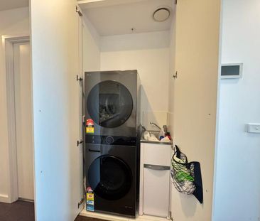 Move-In Ready! Box Hill Prime 2B2B Furnished Apartment I 828 Whiteh... - Photo 4