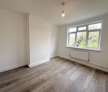 3 Bedroom House To Let - Photo 4