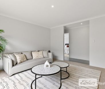 Bright and Spacious Family Living - Photo 5