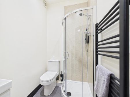 1 bedroom flat to rent - Photo 4