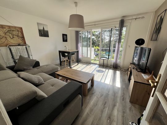 Location Appartement 5 pièces 96m² LANESTER 56600 - Photo 1