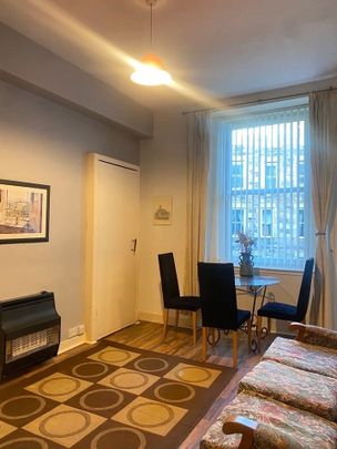 3 Bed Flat, Caledonian Place, EH11 - Photo 1