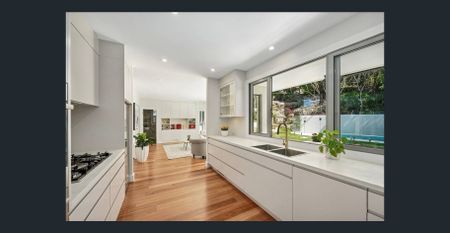 Stunning family friendly living with pool, views and absolute privacy - Photo 4