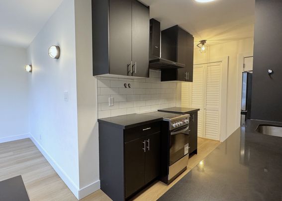 For Lease - 420 Eglinton Avenue Unit# 201, Toronto, Ontario - Photo 1