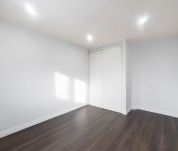 For Lease - 36 Eastport Drive, Toronto, Ontario - Photo 5