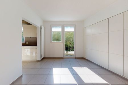 Privileged setting: detached house with beautiful wooded plot - Photo 4