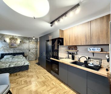 Kawalerka na Włochach po remoncie - Zdjęcie 2