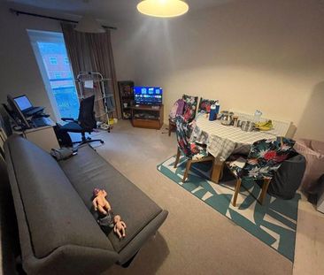 2 bedroom flat to rent - Photo 5